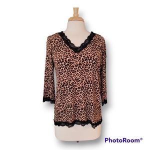 Rene Rofe Leopard Print PJ Stretcy PJ Top. Size M.